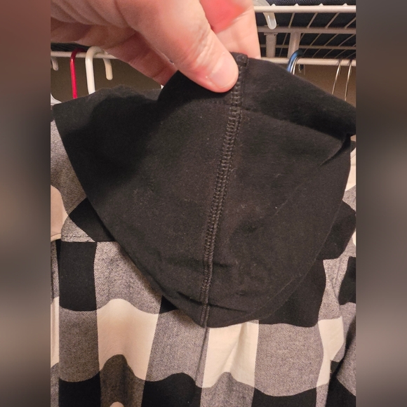 Torrid Black and White Plaid Button Down Shirt/Shacket Flannel - Picture 8 of 10